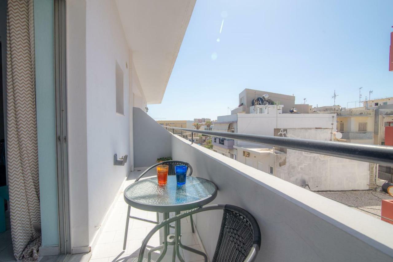 3Rd Floor Apartment Next To The Beachfront Heraklion  Exterior photo